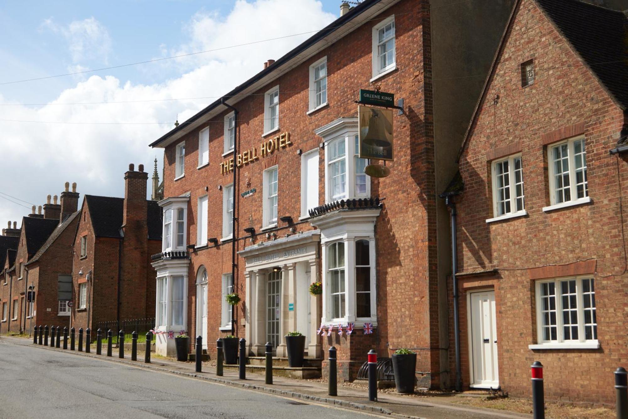 The Bell Hotel Woburn By Greene King Inns Bagian luar foto